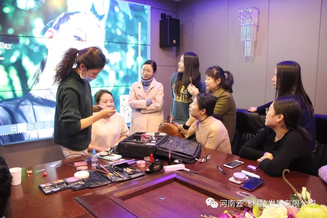 ���wŮ��(ji��) �y���˸�����